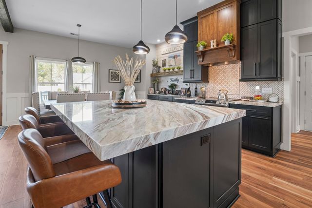 2206 Eastwoods Dr., Conway, SC 29526