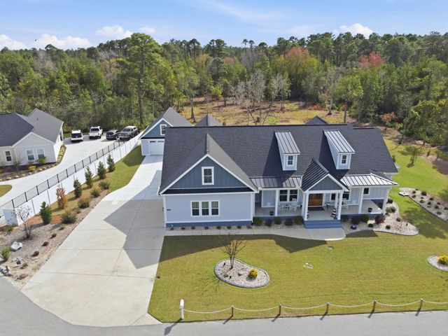 2206 Eastwoods Dr., Conway, SC 29526