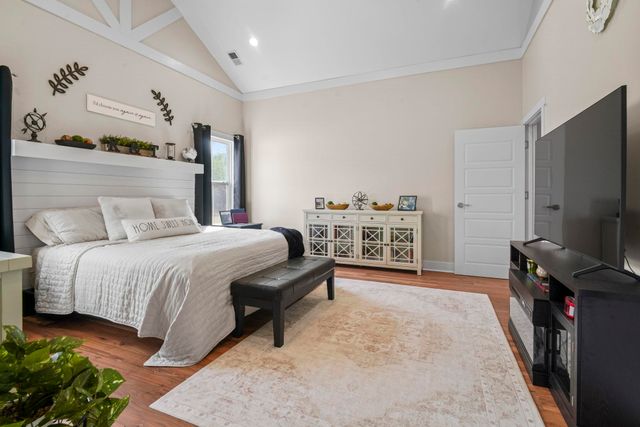 2206 Eastwoods Dr., Conway, SC 29526