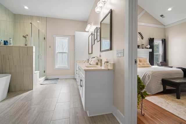 2206 Eastwoods Dr., Conway, SC 29526