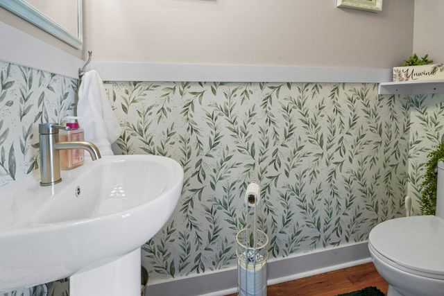 2206 Eastwoods Dr., Conway, SC 29526