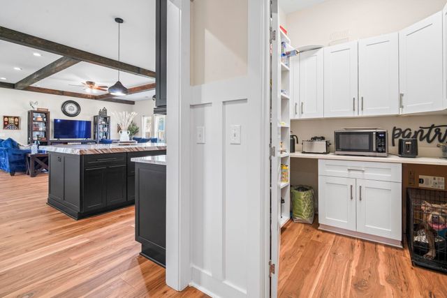 2206 Eastwoods Dr., Conway, SC 29526