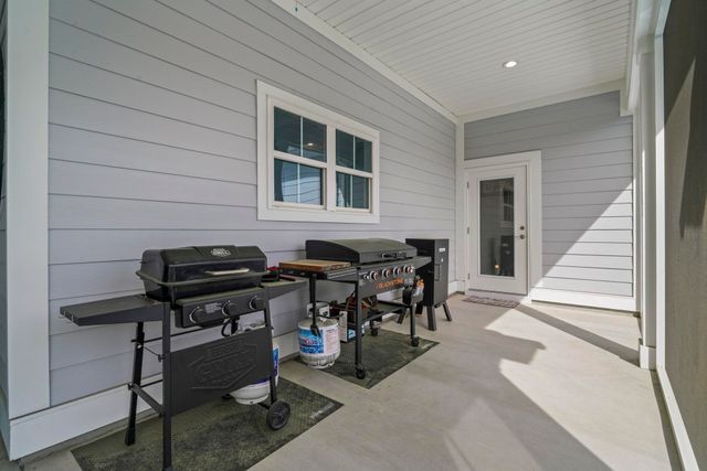 2206 Eastwoods Dr., Conway, SC 29526