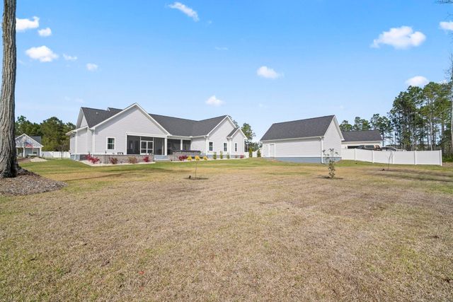 2206 Eastwoods Dr., Conway, SC 29526