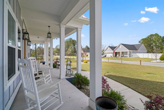 2206 Eastwoods Dr., Conway, SC 29526