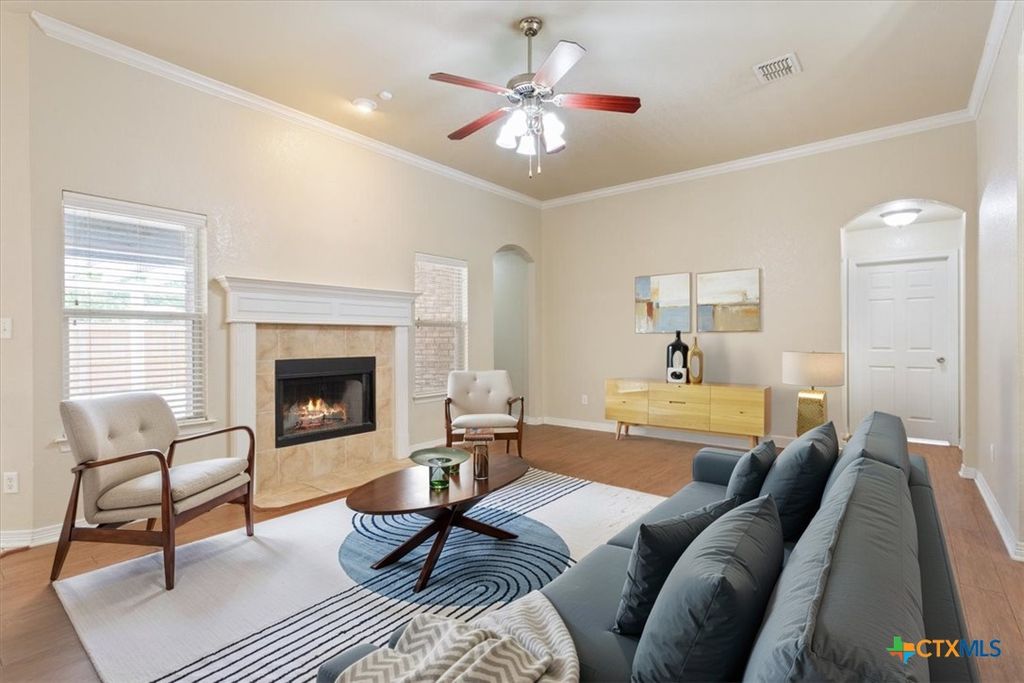 Image 4 of property listing at 3115 Pitchfork Circle, Belton, TX 76513