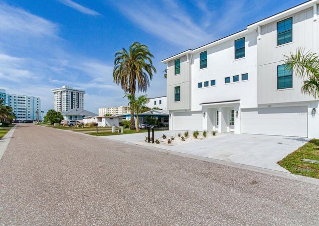140 174TH AVENUE E A, Redington Shores, FL 33708