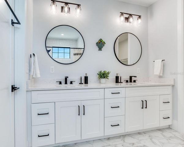 140 174TH AVENUE E A, Redington Shores, FL 33708