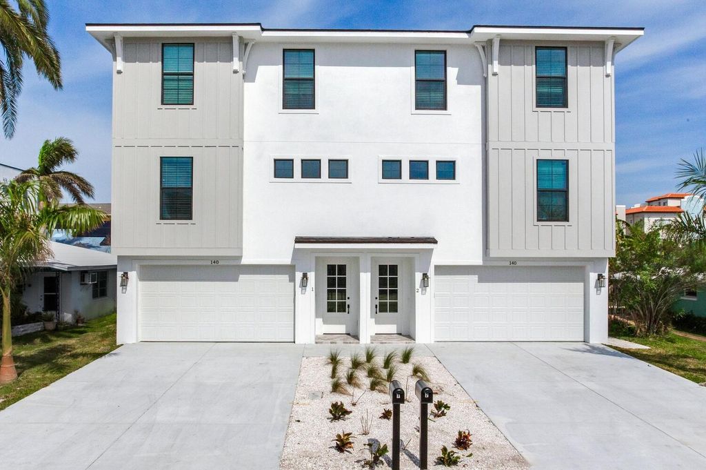 140 174TH AVENUE E A, Redington Shores, FL 33708