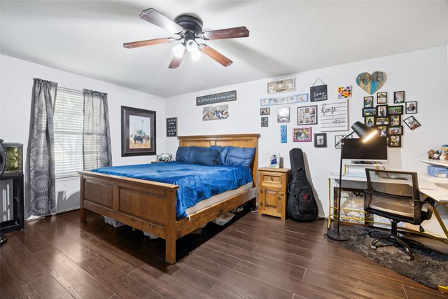 2328 Angoni Way, Fort Worth, TX 76131