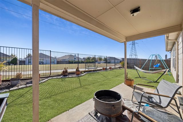 2328 Angoni Way, Fort Worth, TX 76131