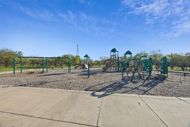 2328 Angoni Way, Fort Worth, TX 76131