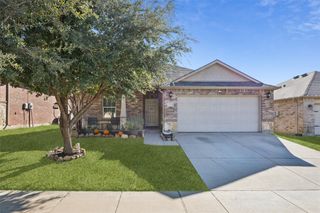 2328 Angoni Way, Fort Worth, TX 76131