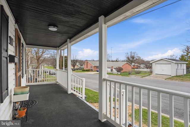 711 BOWERS ST, Martinsburg, WV 25401