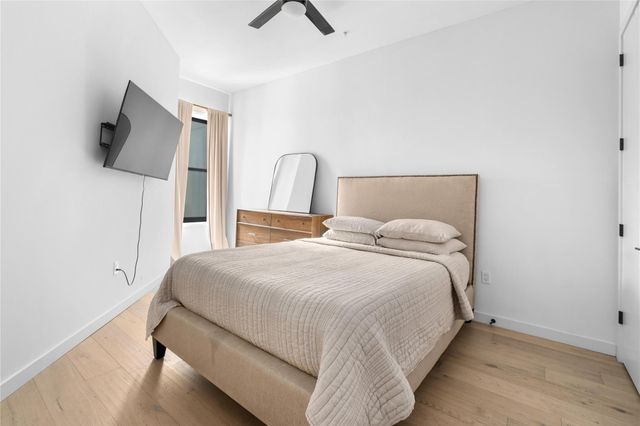 800 Embassy DR 421, Austin, TX 78702