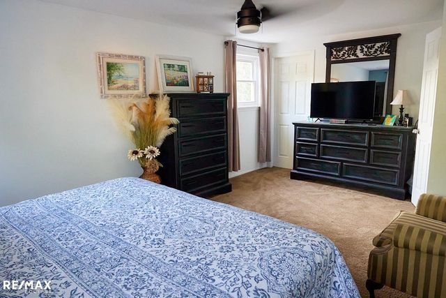 8833 Cologne Dr, Sterling Heights, MI 48314