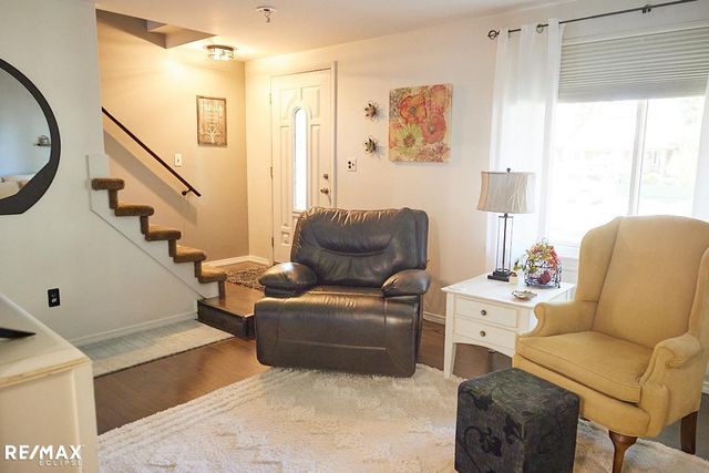 8833 Cologne Dr, Sterling Heights, MI 48314