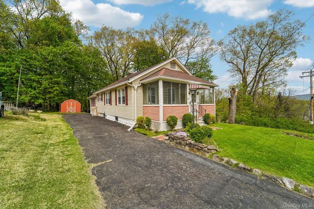 23 Ardmore Street, New Windsor, NY 12553