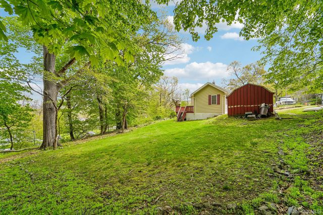 23 Ardmore Street, New Windsor, NY 12553