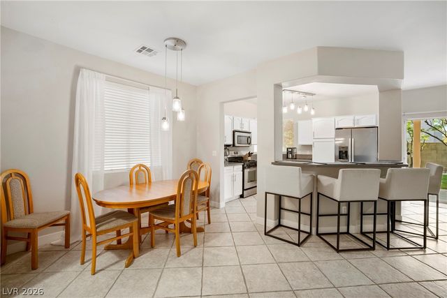 8913 Spinning Wheel Avenue, Las Vegas, NV 89143