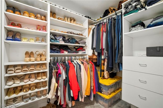 8913 Spinning Wheel Avenue, Las Vegas, NV 89143