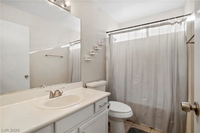 8913 Spinning Wheel Avenue, Las Vegas, NV 89143