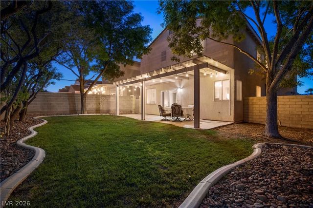 8913 Spinning Wheel Avenue, Las Vegas, NV 89143