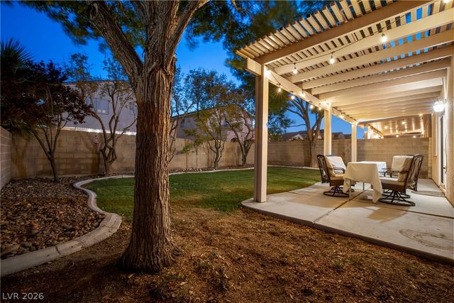 8913 Spinning Wheel Avenue, Las Vegas, NV 89143