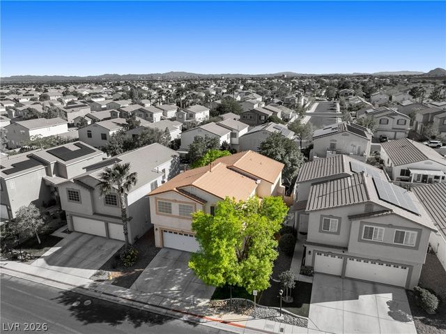 8913 Spinning Wheel Avenue, Las Vegas, NV 89143