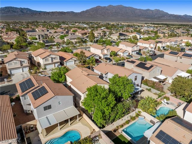 8913 Spinning Wheel Avenue, Las Vegas, NV 89143