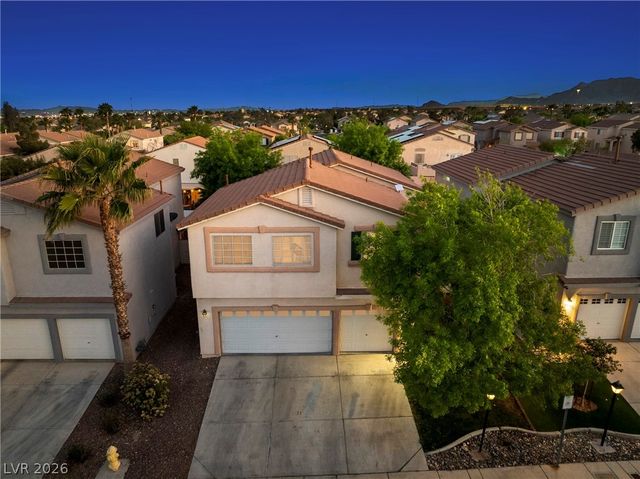 8913 Spinning Wheel Avenue, Las Vegas, NV 89143