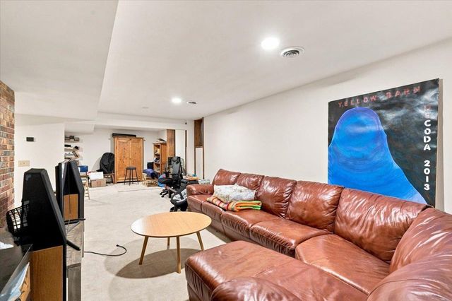 6402 Inner Drive, Madison, WI 53705