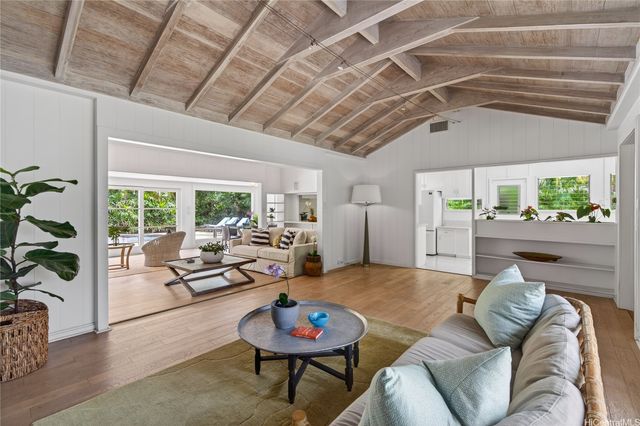 1053 Koloa Street, Honolulu, HI 96816