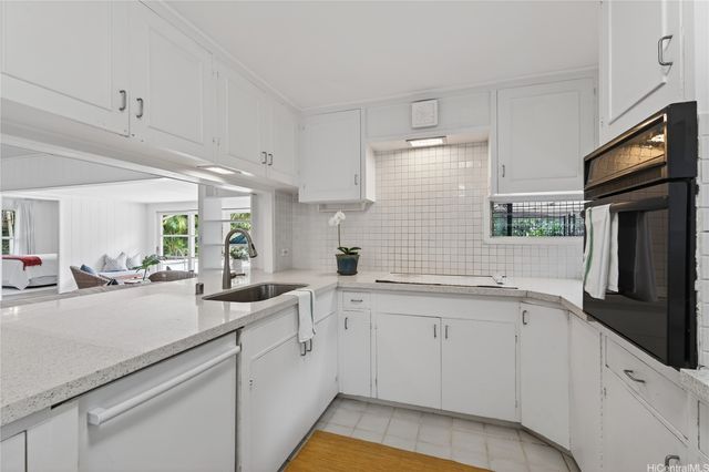 1053 Koloa Street, Honolulu, HI 96816