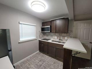 234 senisa # 3, San Antonio, TX 78228