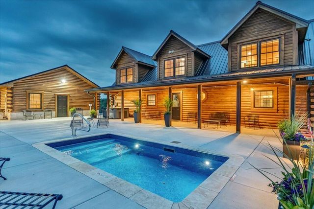 270 Sellers Mill Road, Versailles, KY 40383