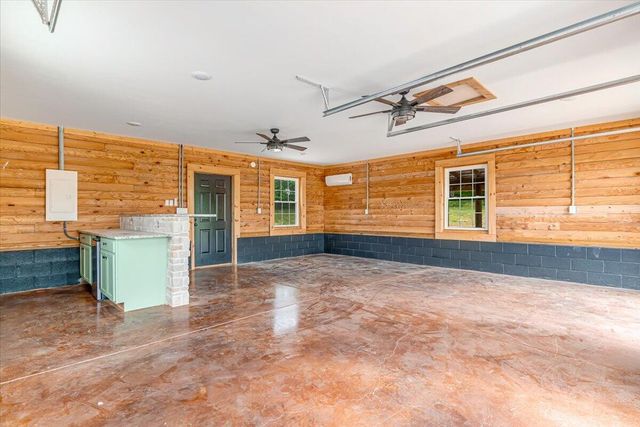 270 Sellers Mill Road, Versailles, KY 40383