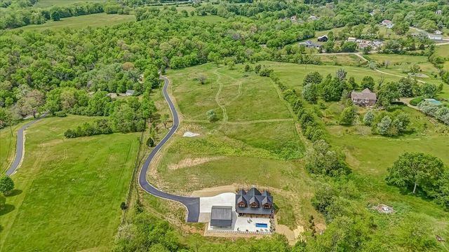 270 Sellers Mill Road, Versailles, KY 40383