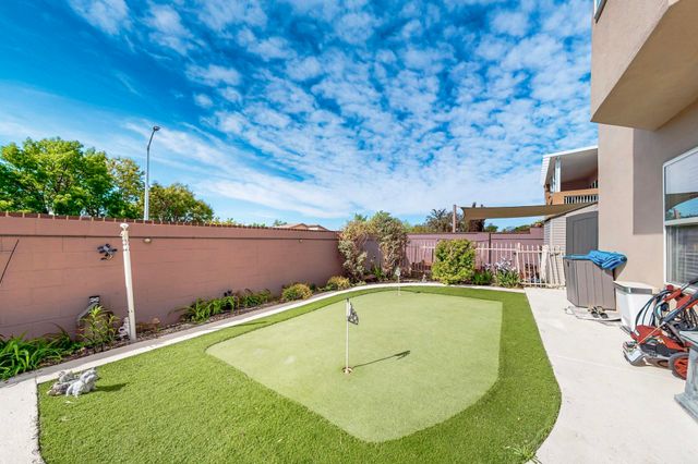 4104 Killington Road NW, Albuquerque, NM 87114