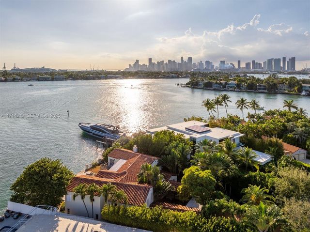 11 E Rivo Alto Drive, Miami Beach, FL 33139