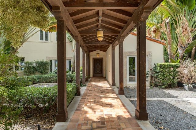 11 E Rivo Alto Drive, Miami Beach, FL 33139