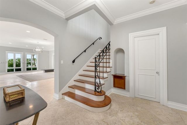 11 E Rivo Alto Drive, Miami Beach, FL 33139