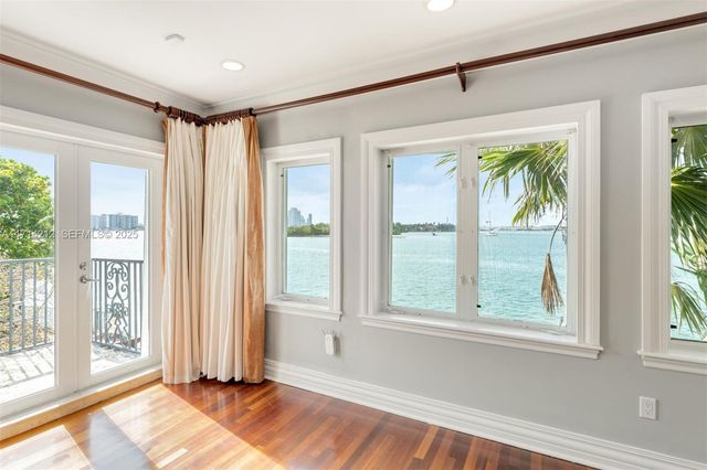 11 E Rivo Alto Drive, Miami Beach, FL 33139