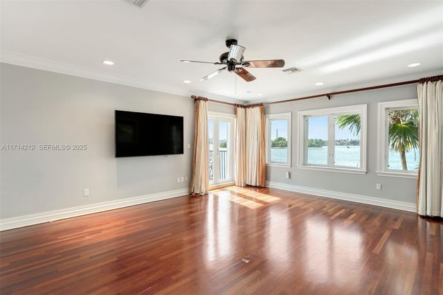 11 E Rivo Alto Drive, Miami Beach, FL 33139