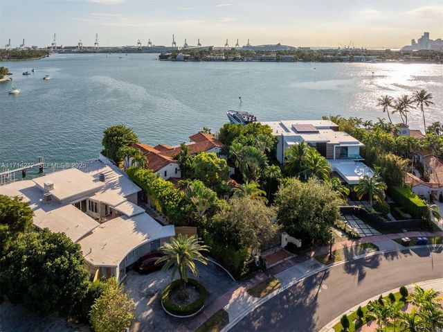 11 E Rivo Alto Drive, Miami Beach, FL 33139