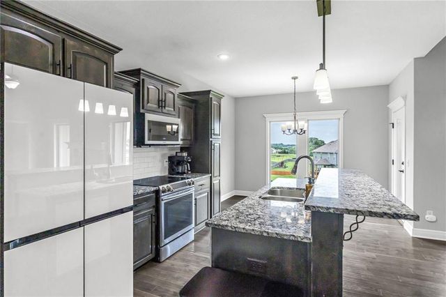 4109 NE 80th Street, Kansas City, MO 64119