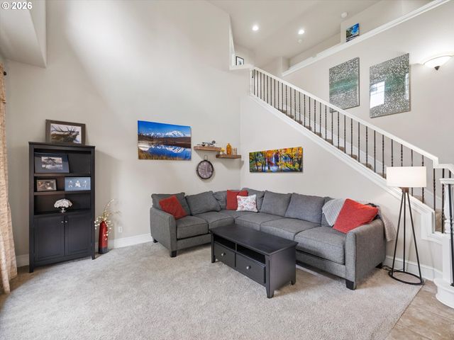 10818 Sw BROWN St, Tualatin, OR 97062