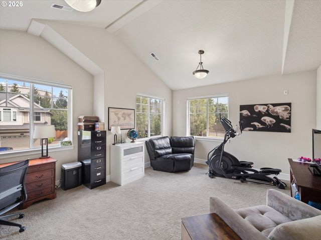10818 Sw BROWN St, Tualatin, OR 97062