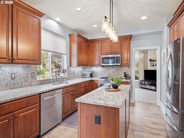 10818 Sw BROWN St, Tualatin, OR 97062