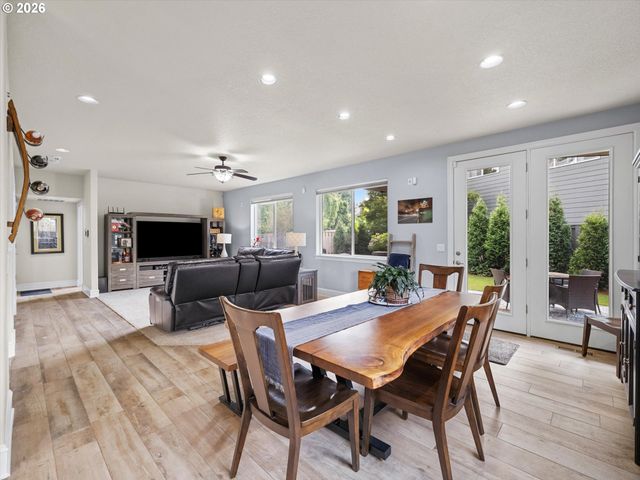 10818 Sw BROWN St, Tualatin, OR 97062
